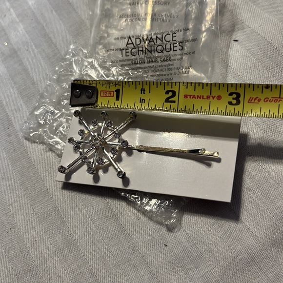 EUC and NWT Prom and Holiday Hair clips - Picture 10 of 13